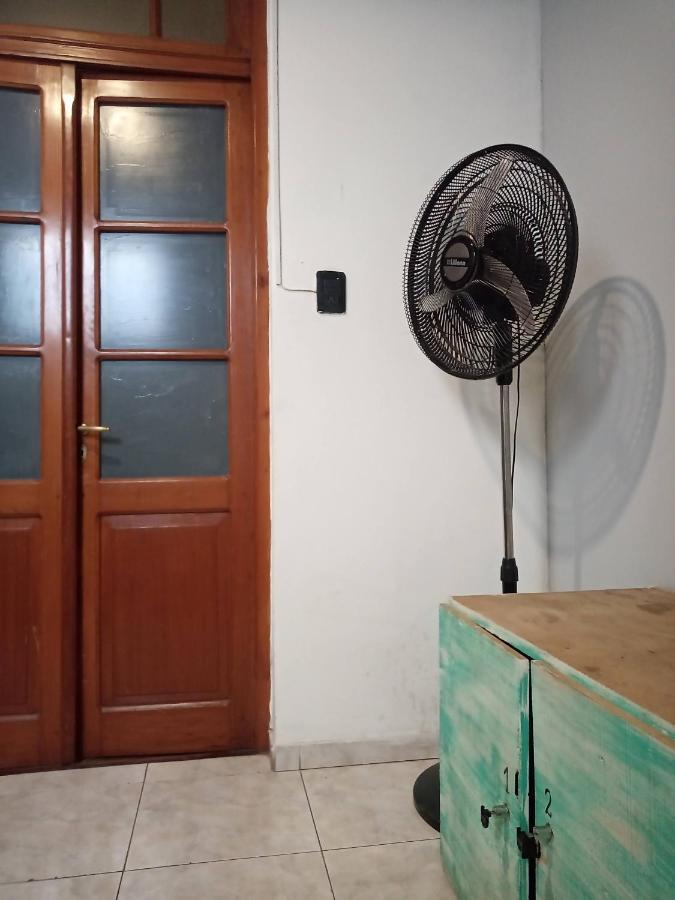 Koala Hostel Mendoza Ruang foto